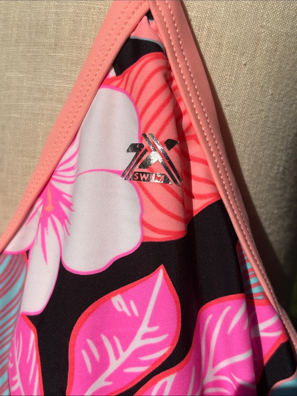 ZeroXposur Black Tropical Floral swim Dress with Pink floral accents sz L - Picture 2 of 10